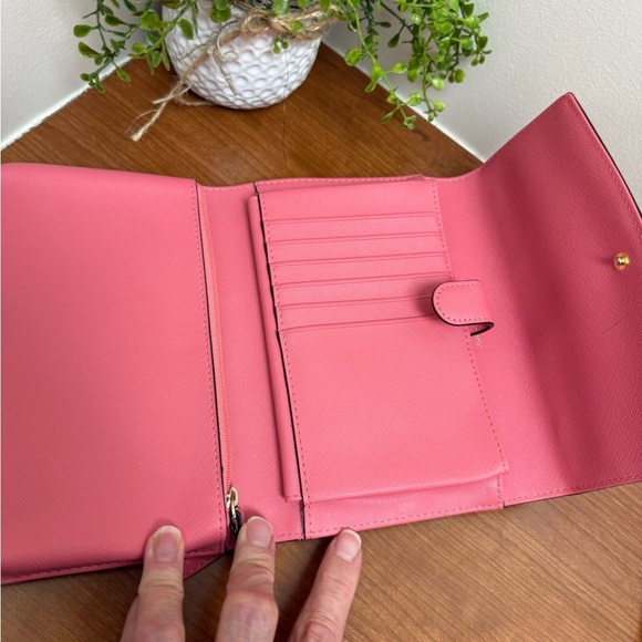 KATE SPADE Pink Xbody Phone Purse Winni Wakefield Lane Wallet R/$199 EUC - Picture 7 of 10